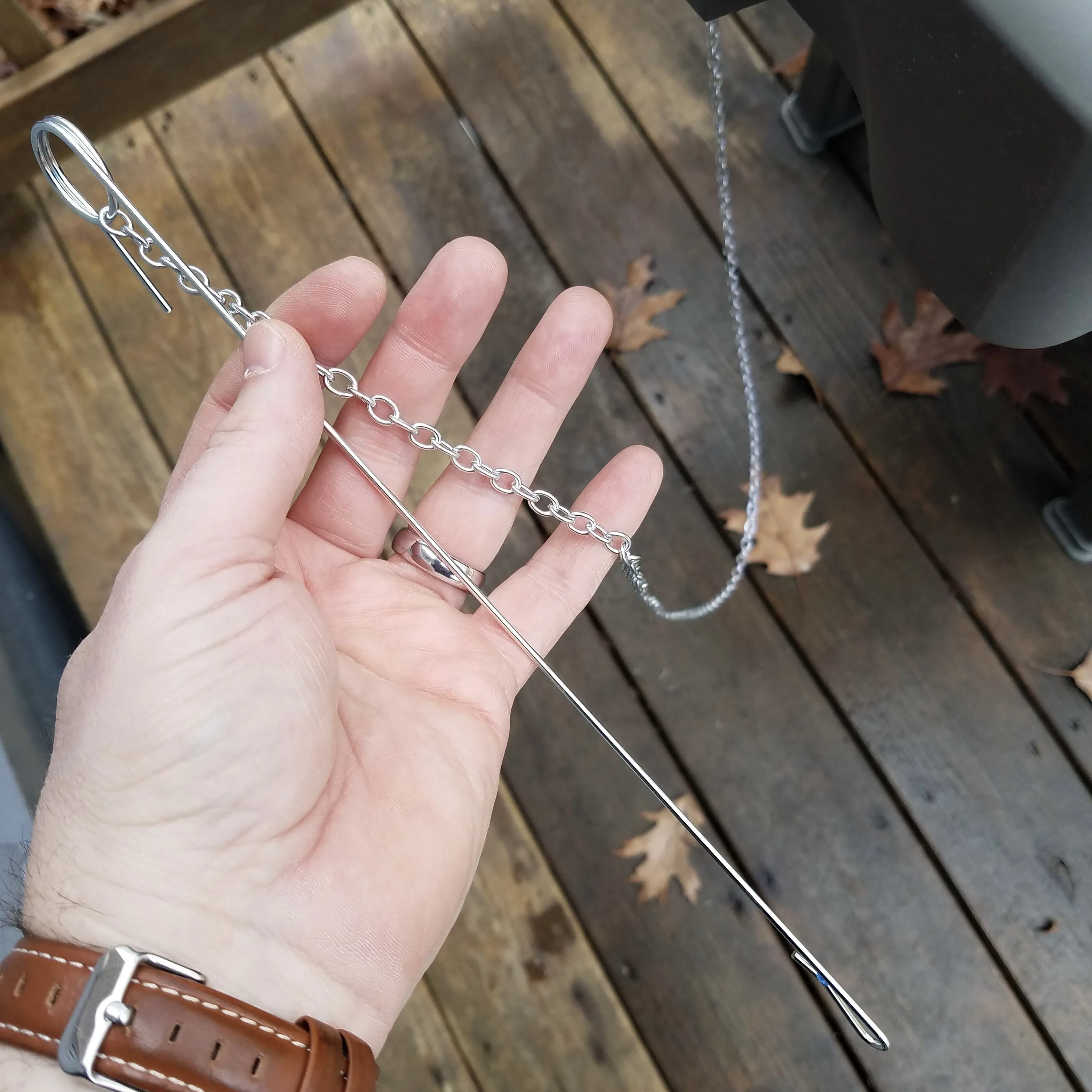 ¿Para qué sirve la cadena que lleva mi barbacoa Weber de gas?